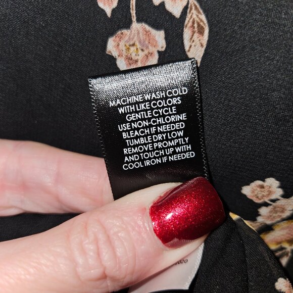 Torrid Black Floral Chiffon Swing Cami (3X) - Picture 6 of 6